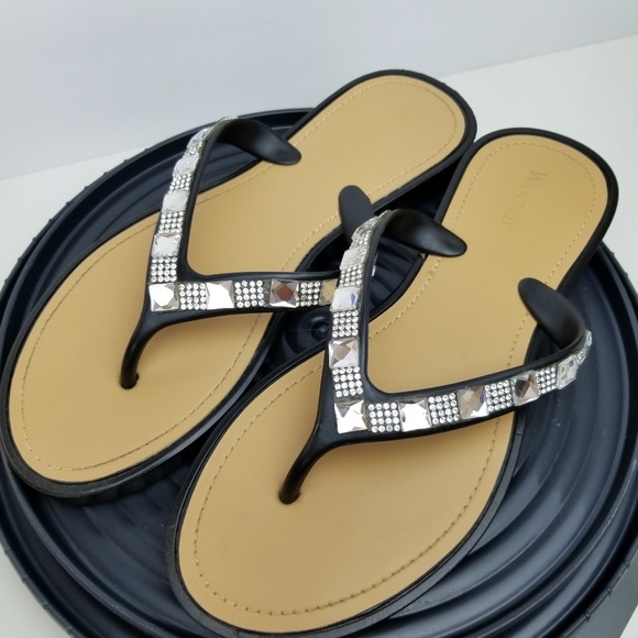 Wanted Shoes - Wanted"button"jelly flip flop strap rhinestone